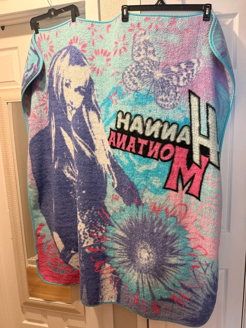 Hannah Montana fleece blanket